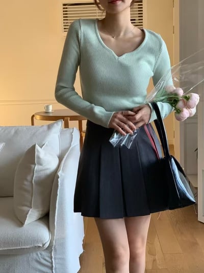 溫柔桃心 V 領坑條針織上衣5