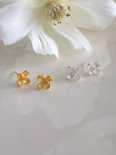 簡約小花霧感耳環 | 925 silver2