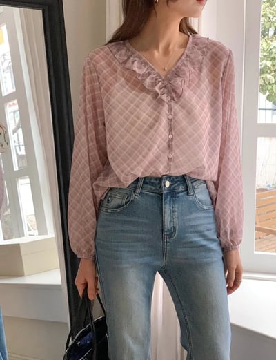 格紋荷葉領雪紡上衣2