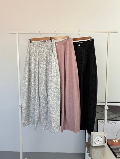 微光豹紋寬版長褲10