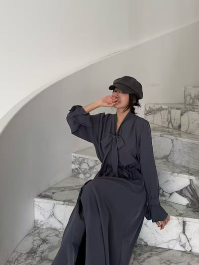 柔霧綁結蝴蝶領長洋裝9