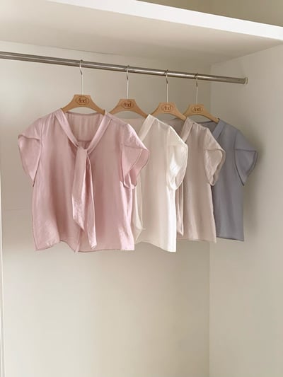 絲光綁帶荷葉袖上衣17