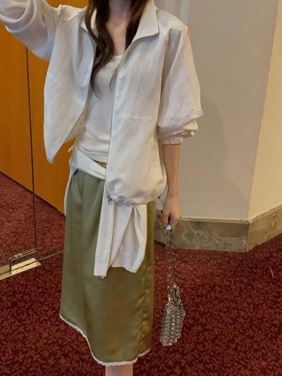 輕薄抽繩立領外套5