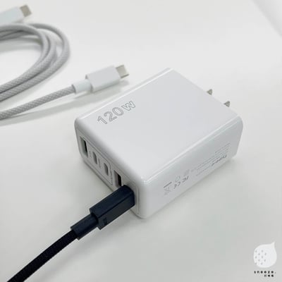 2.0超多孔的方便充電頭