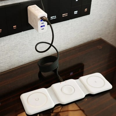 三明治充電盤 支援無線充電1