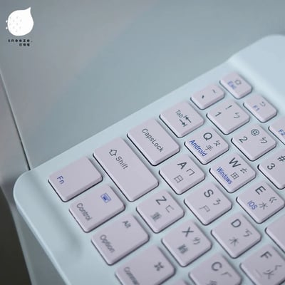 粉嫩嫩隨拿隨走的藍牙鍵盤9