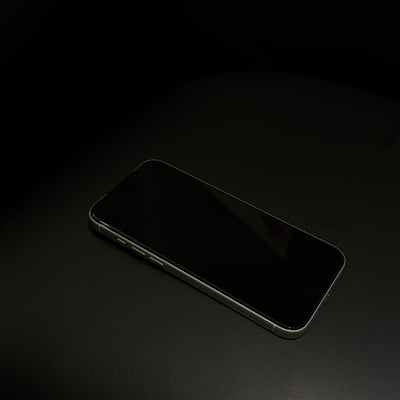 沒有黑邊邊的電鍍膜 很包的殼也沒問題!3