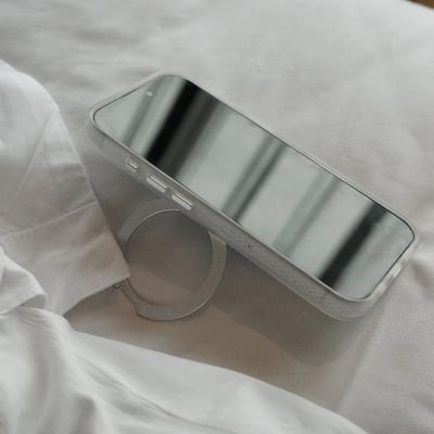 IMD霧面防摔磁吸旋轉支架殼3