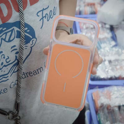 有態度的折射霧面防撞磁吸殼8