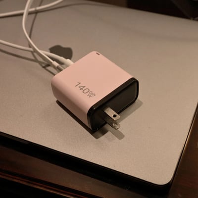 泡泡快充充電頭4