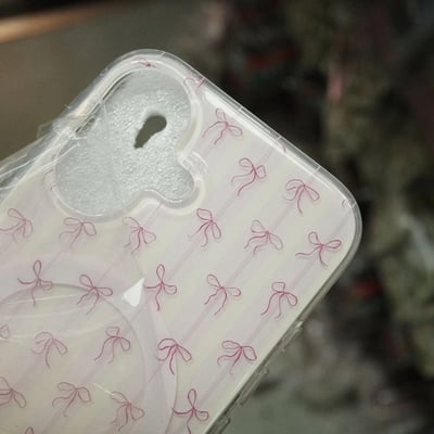 蝴蝶結MAGSAFE殼2