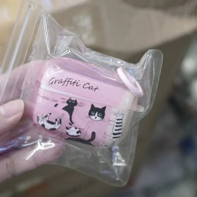 可愛到不行的粉底貓咪AirPods保護套1