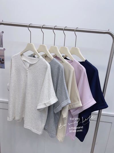 韓系珍珠釦小V領造型太空棉上衣  #364864775