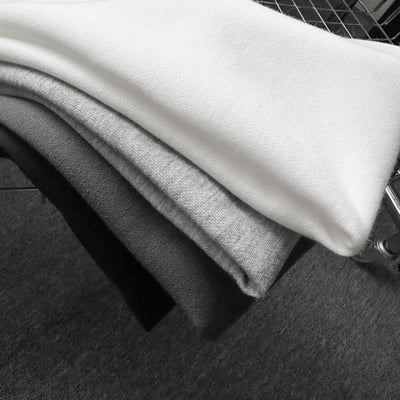 三本領車線素面緊繃合身短T22