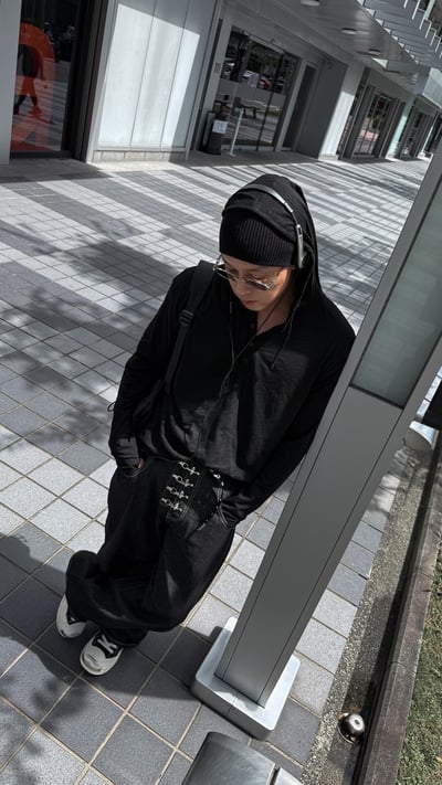 極輕透亨利領連帽長TEE7