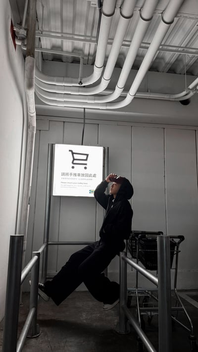 鎧系列抗皺立挺短寬連帽外套14