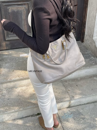 Prada托特包(藕粉色)3