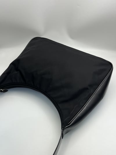 Prada hobo3