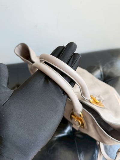 Prada托特包(藕粉色)8