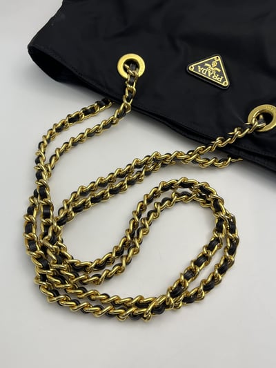 Prada尼龍忍者包7