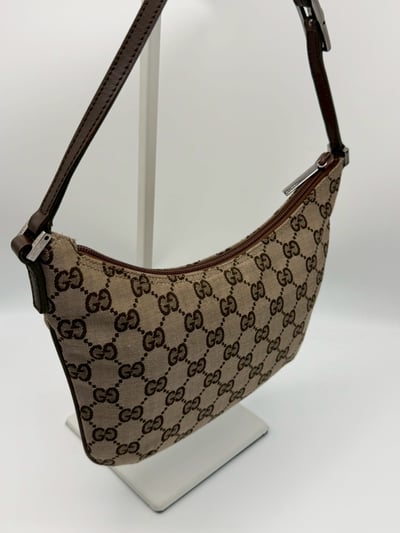 Gucci老花餃子包6