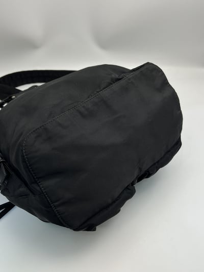Prada降落傘尼龍後背包(小號)8