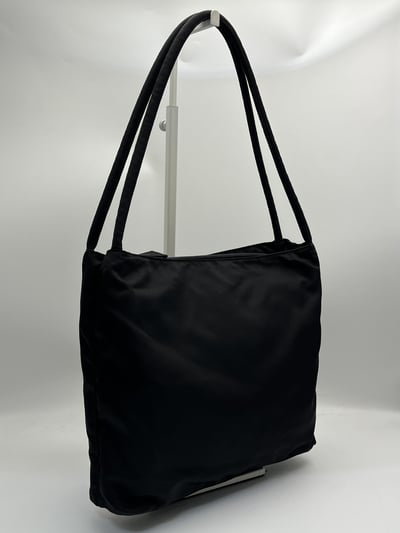 Prada尼龍托特包5