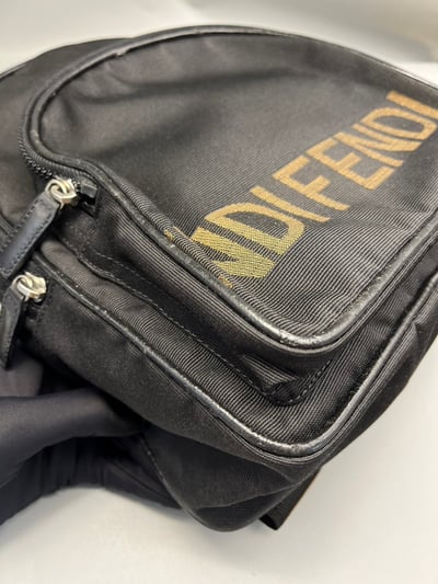 Fendi mini 後背包4