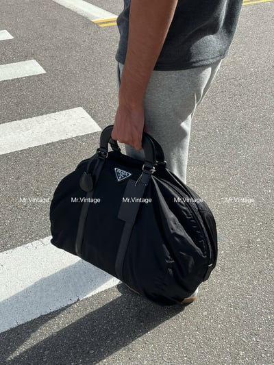 Prada尼龍旅行袋2