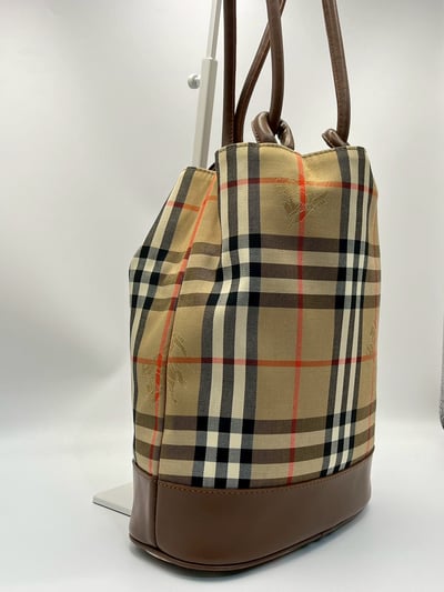 Burberry水桶包/手提/斜背10