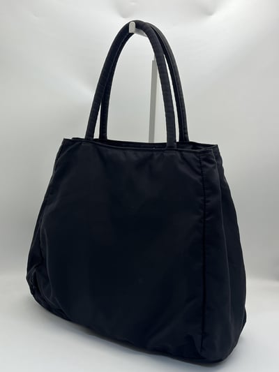 Prada尼龍托特包8