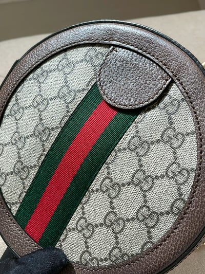 Gucci老花圓餅包5