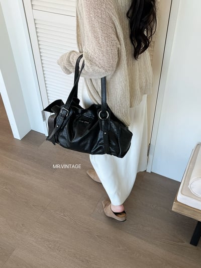 Miu Miu單肩包3