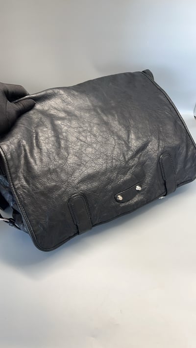 Balenciaga斜肩包14