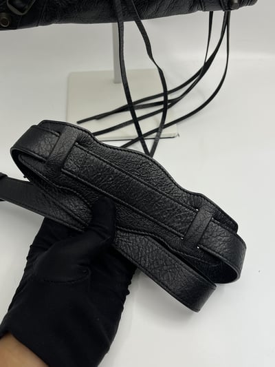 Balenciaga 迷你機車包10