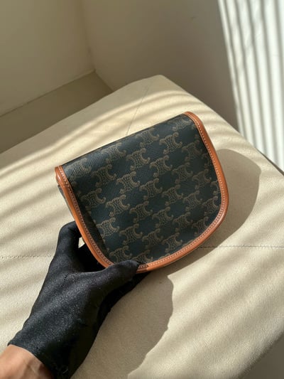 Celine凱旋門馬鞍包6