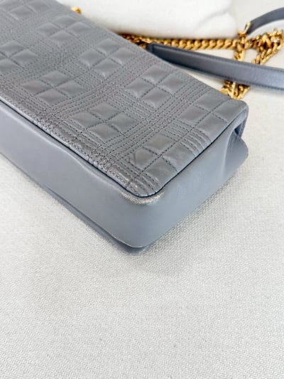 Burberry信封包9