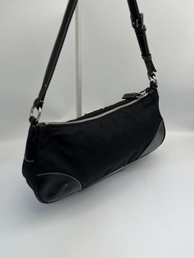 Prada尼龍肩背包6