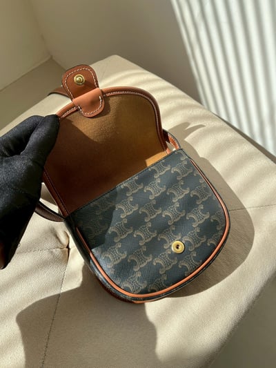 Celine凱旋門馬鞍包8