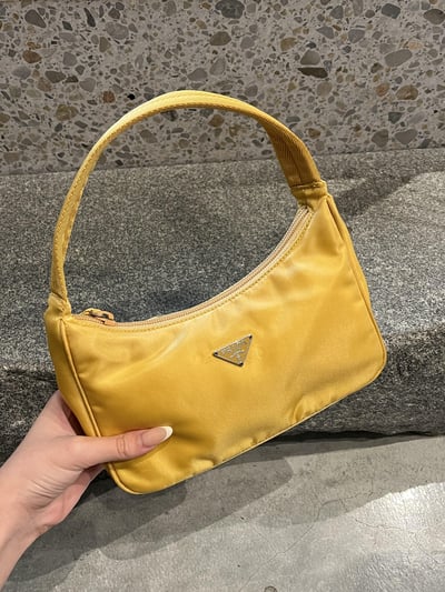 Prada hobo3