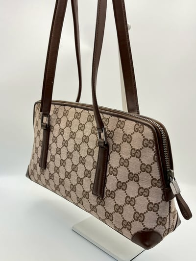 Gucci老花單肩包11