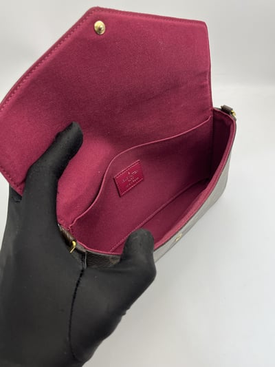 Louis vuitton三合一信封包7