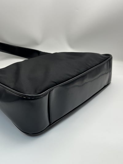 Prada hobo5