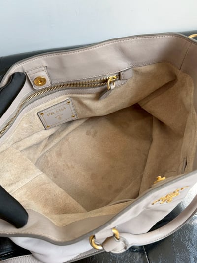 Prada托特包(藕粉色)11