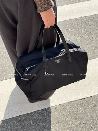 Prada尼龍旅行袋20cm2