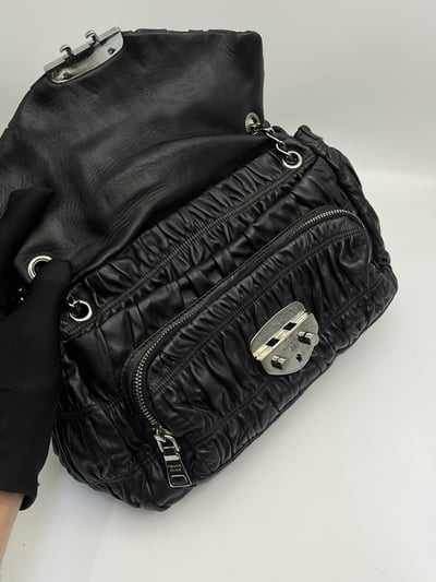 Prada肩背包(兩面面可用)11