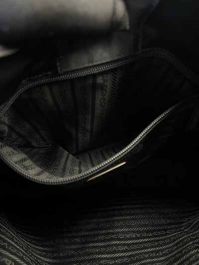 Prada流浪包4