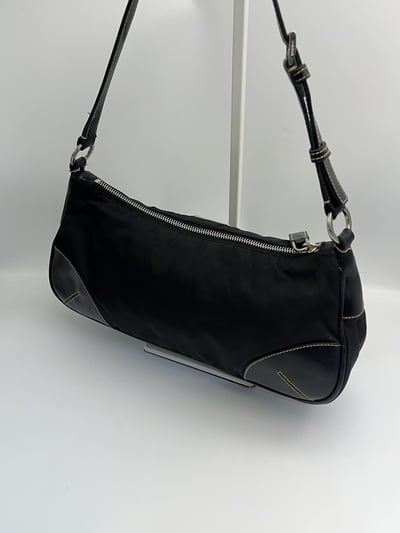 Prada尼龍肩背包5