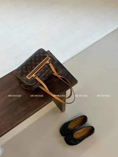 Louis vuitton開口笑1