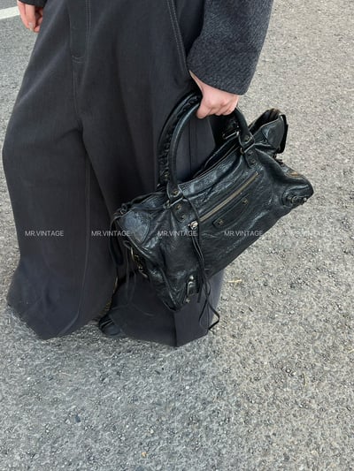 Balenciaga 機車包2